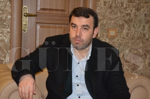 Bakan Ayhan Demir: 